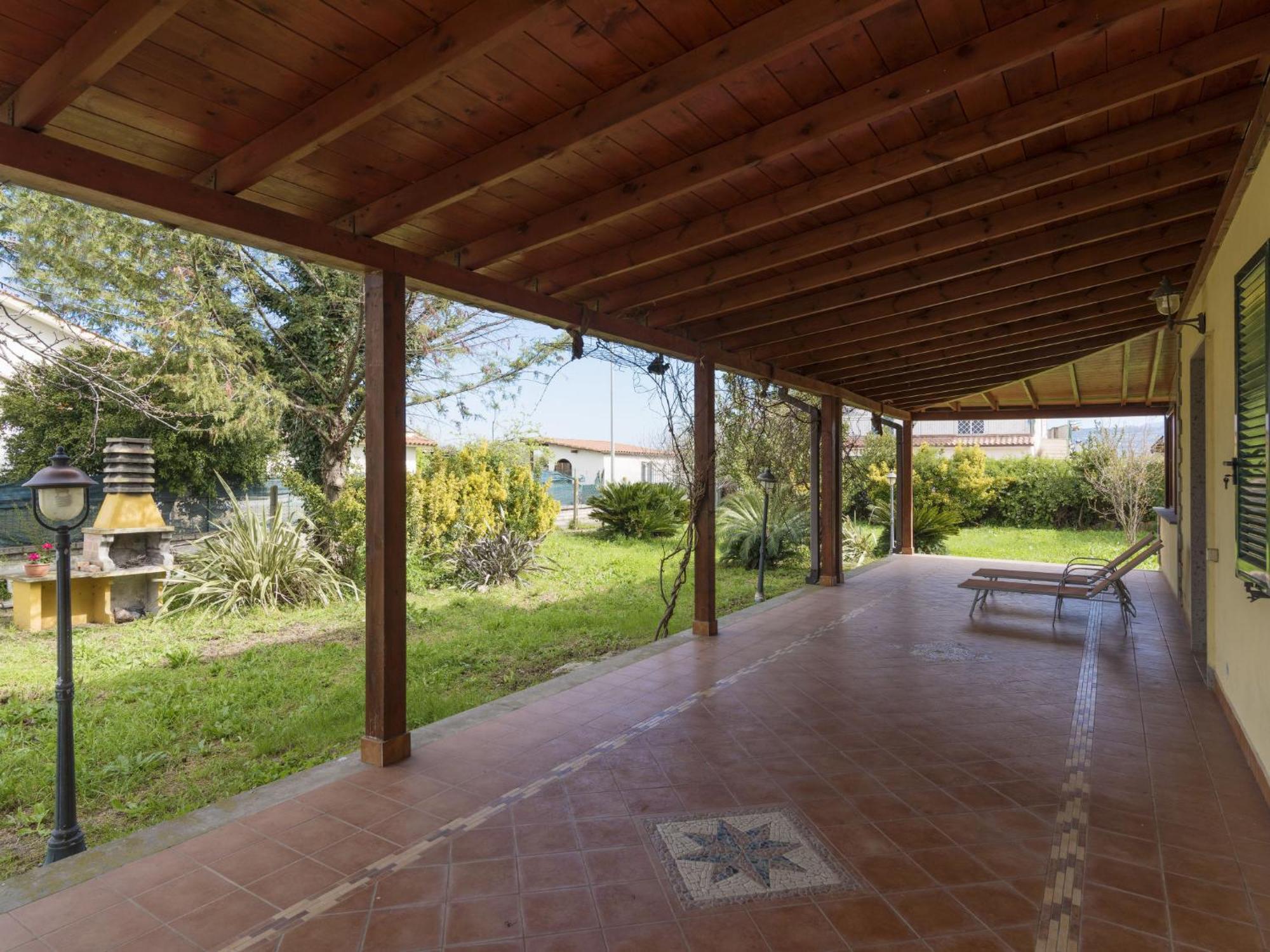 Lungo L'ardeatina By Interhome Casa de Férias